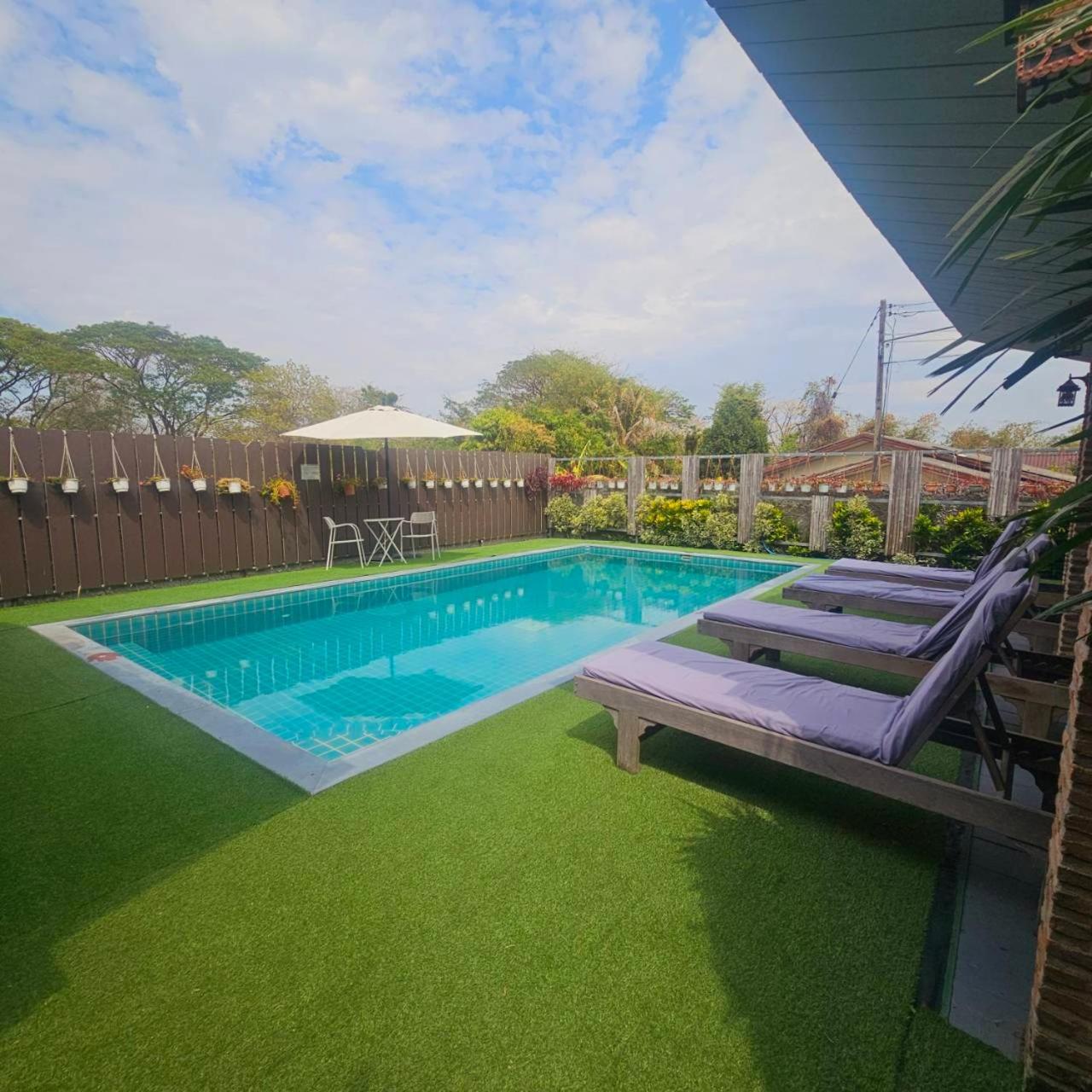 Sawasdee​ Buriram​ Resort Buri Ram Exterior foto